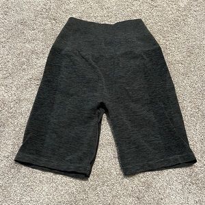 7.5 inch inseam alphalete shorts
